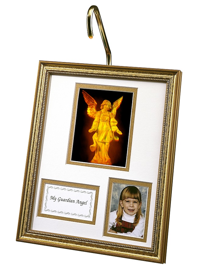 Read more about the article Rayvel Introduces the Celebrite